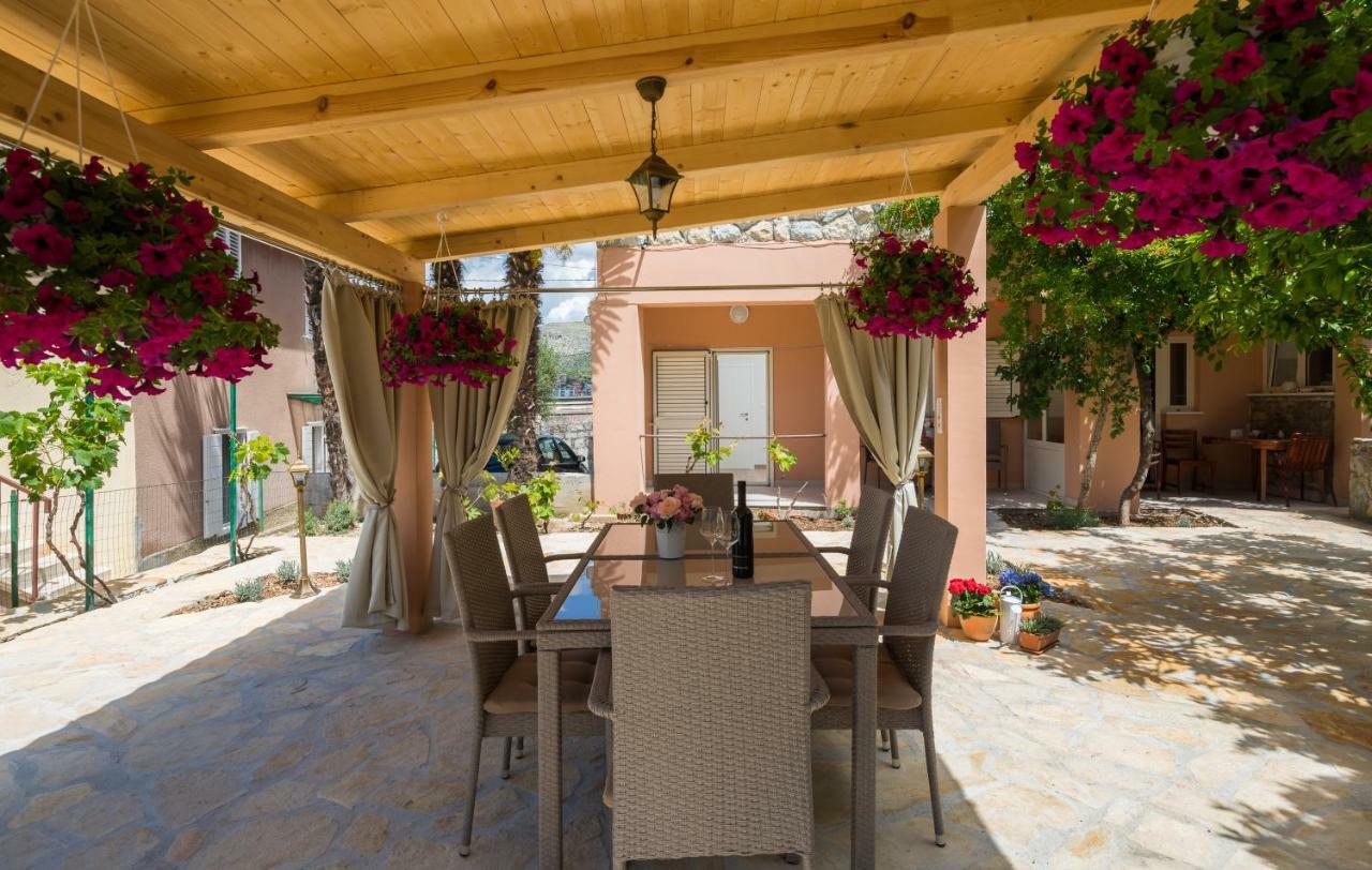 Apartment Oaza Trogir