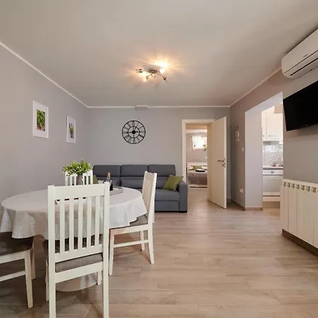 Apartmani Oaza Trogir Exterior photo