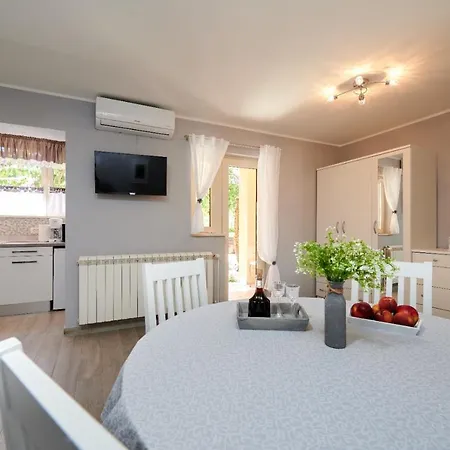 Apartmani Oaza Trogir Exterior photo
