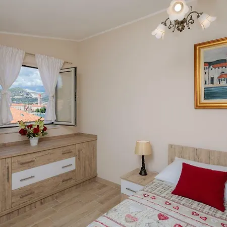 Apartmani Oaza Trogir Exterior photo