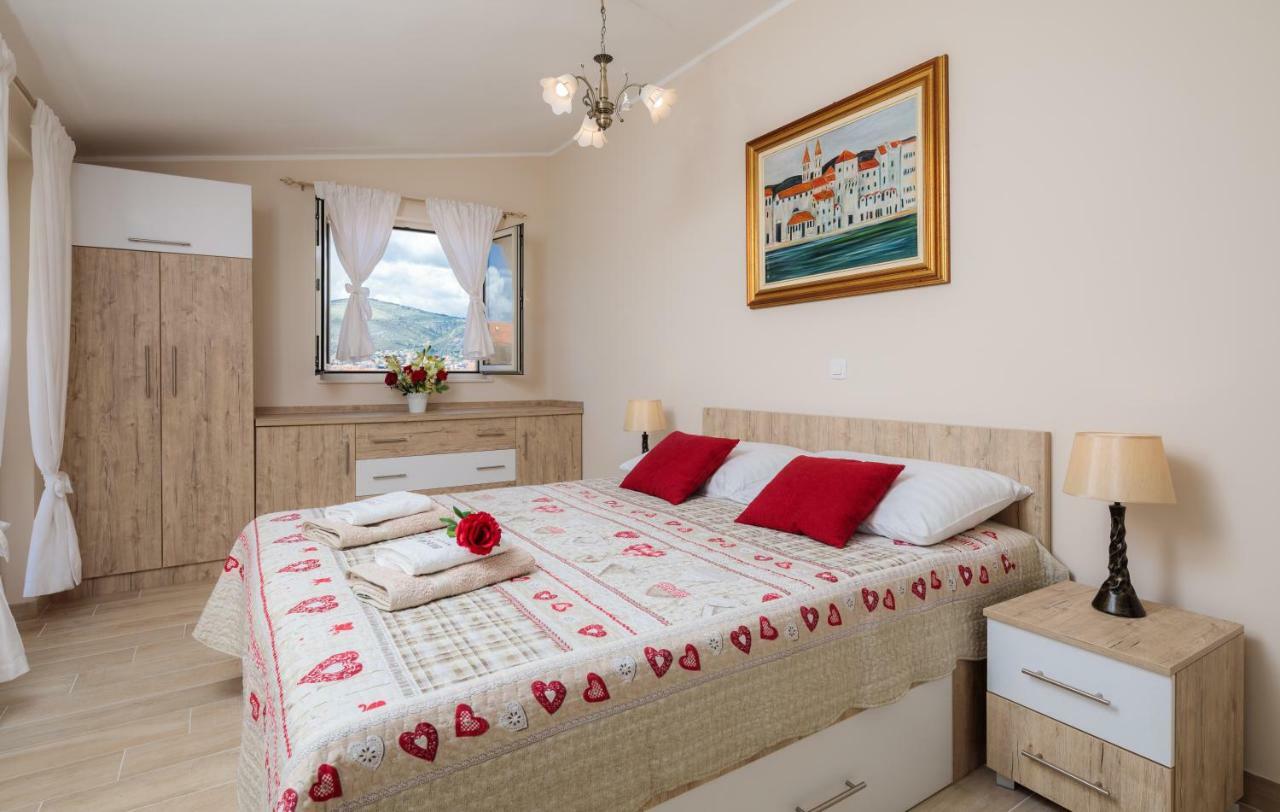 Apartament Oaza *
